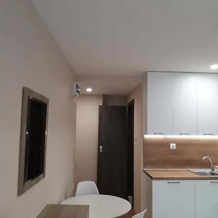 Apartment 16a Vasil Aprilov 64 -