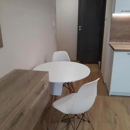 Apartment 16a Vasil Aprilov 64 -