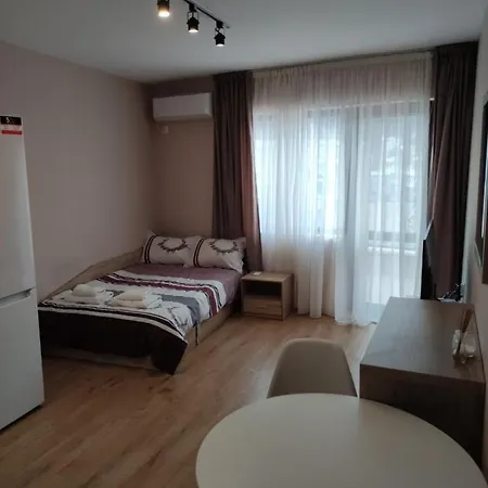 16a Vasil Aprilov 64 - *