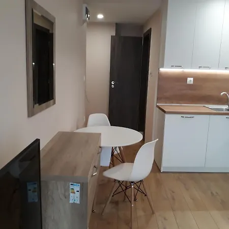 16a Vasil Aprilov 64 -